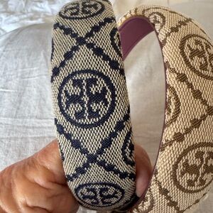 2 Tory Burch Navy and Beige Signature Logo Headband